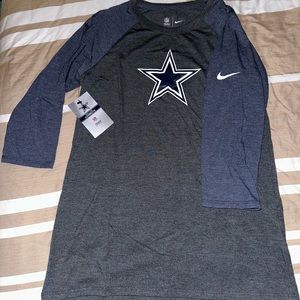 Women’s medium Nike Dallas Cowboys 3/4 Shirt